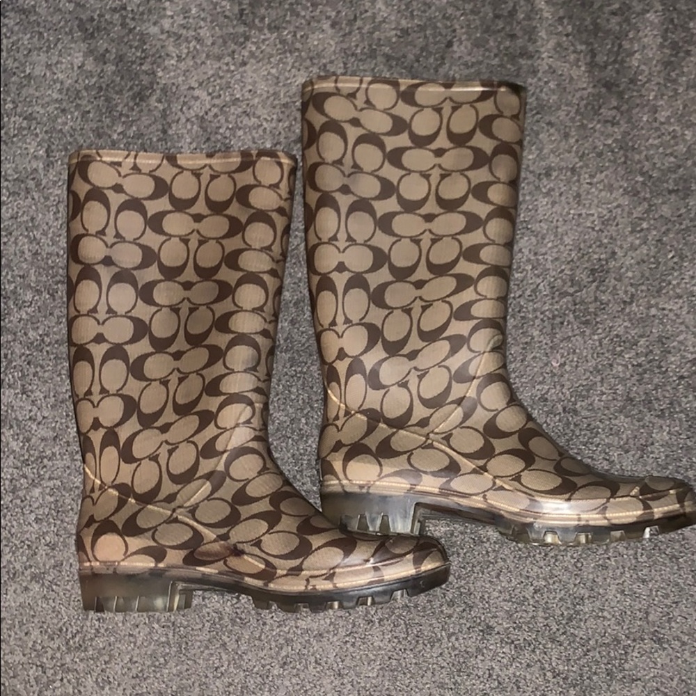 Coach rain boots ☔️